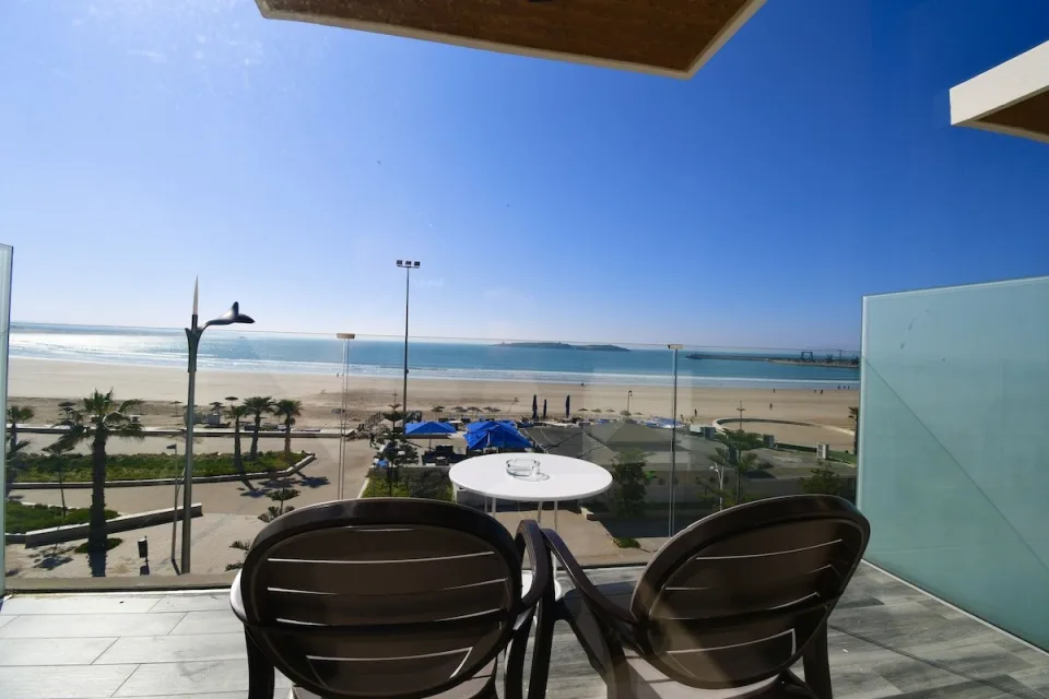 Deluxe Double Room with Sea View in Essaouira — Hôtel Côté Océan Mogador