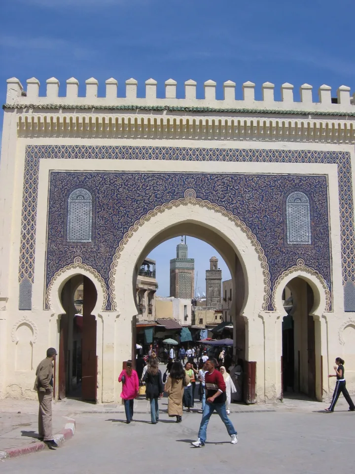 Fes Private City Transfer: One-Way Door to Door — Experience