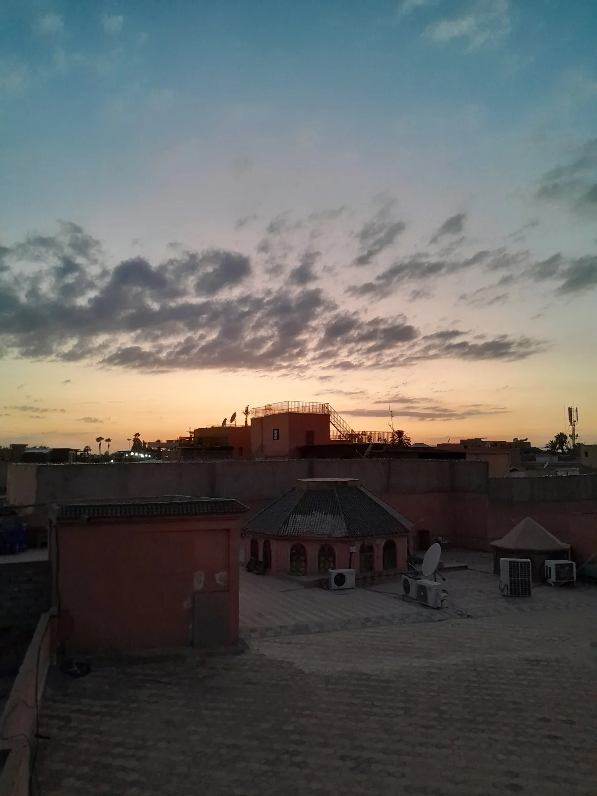 Marrakech Private City Transfer: One-Way Door to Door in Marrakech