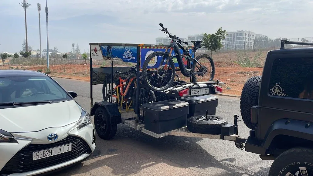 Partner bicycle transport and cycling equipment in Casablanca.