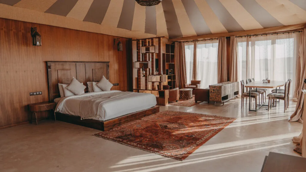 The View Lodge | Scenic Desert Retreat | The White Camel