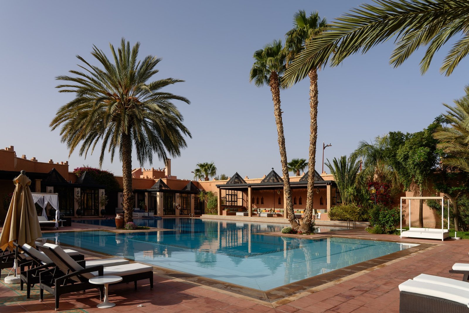 Swimming pool of the Berbere Palace Hotel, Ouarzazate, Morocco.jpg